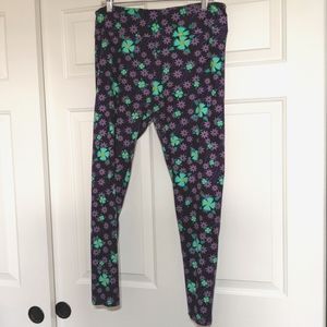 Tall and Curvy Lularoe Purple Leggings with Aqua Flowers